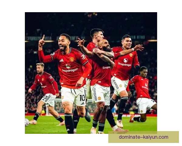 英超最新动态：争冠与保级形势胶着，多队状态走势清晰